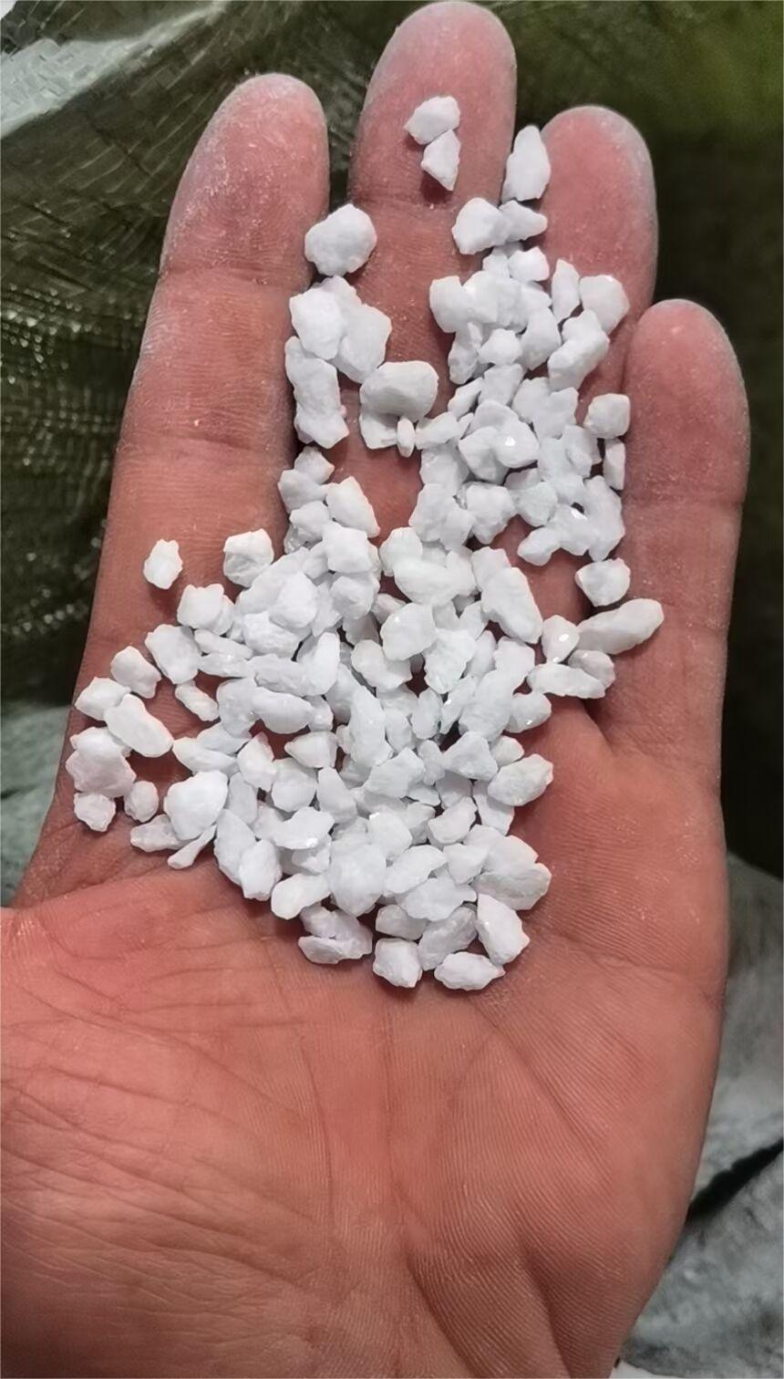 4-8mm白石子，.jpg